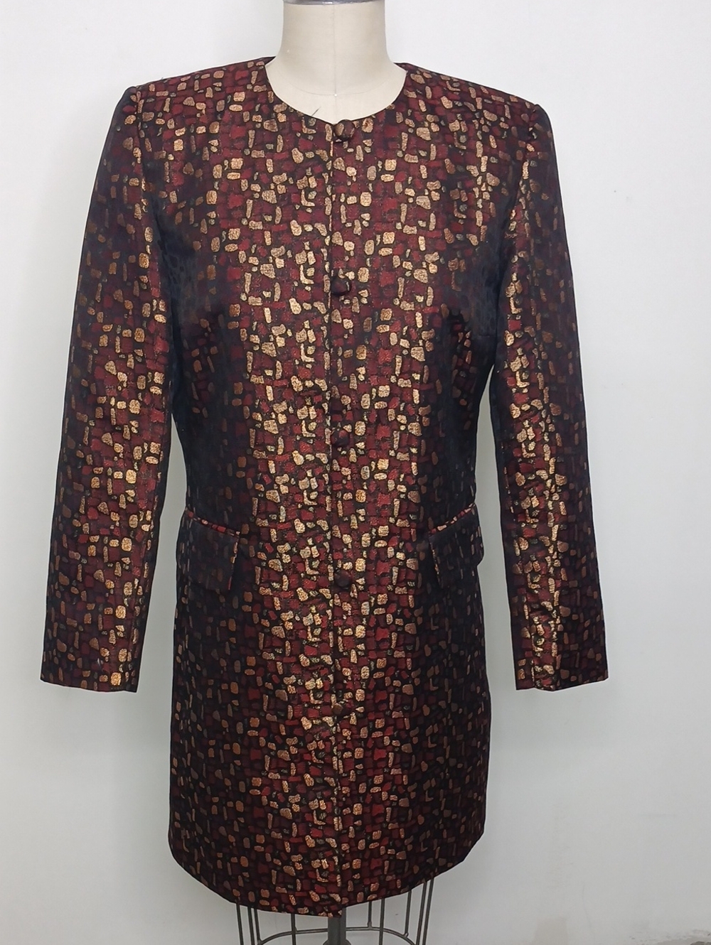Terramina Women's Metallic Burgundy Gold Patterned Coat / Size 12